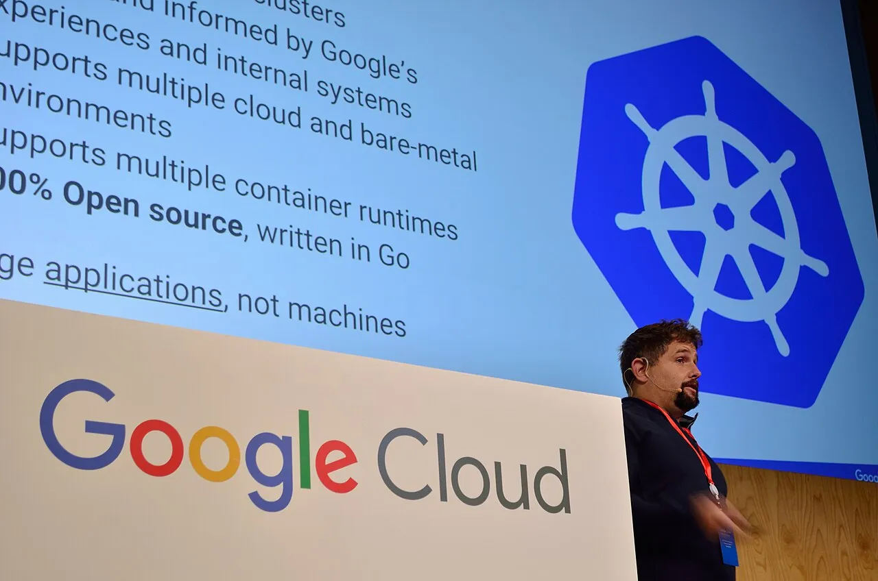 Presentatie over Kubernetes tijdens een Google Cloud-evenement