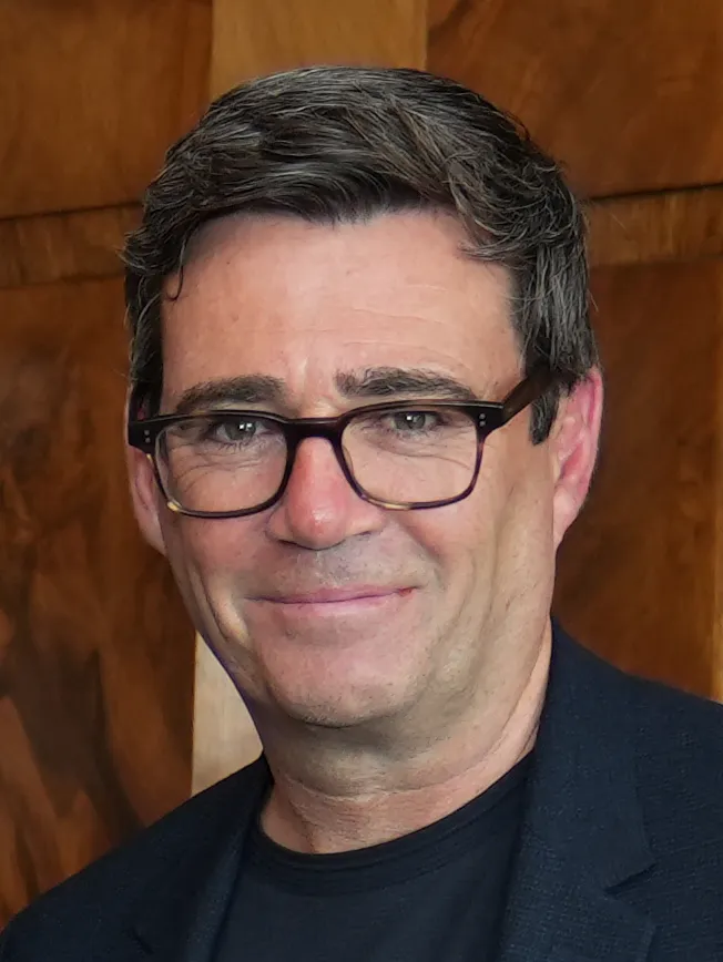 Andy Burnham, premier van het Verenigd Koninkrijk, op een foto uit augustus 2024.